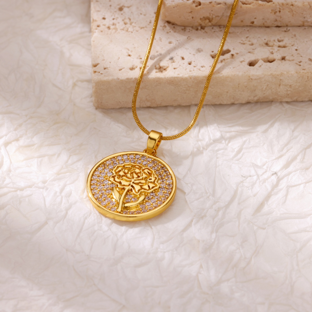 Zircon Flower Necklaces For Wo - Birth Flower Necklace recensione e prezzo