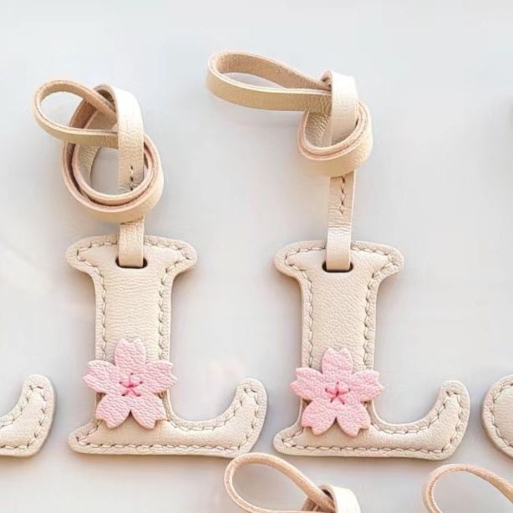 Creative High Quality Genuine  - Monogram Keychain Leather recensione e prezzo