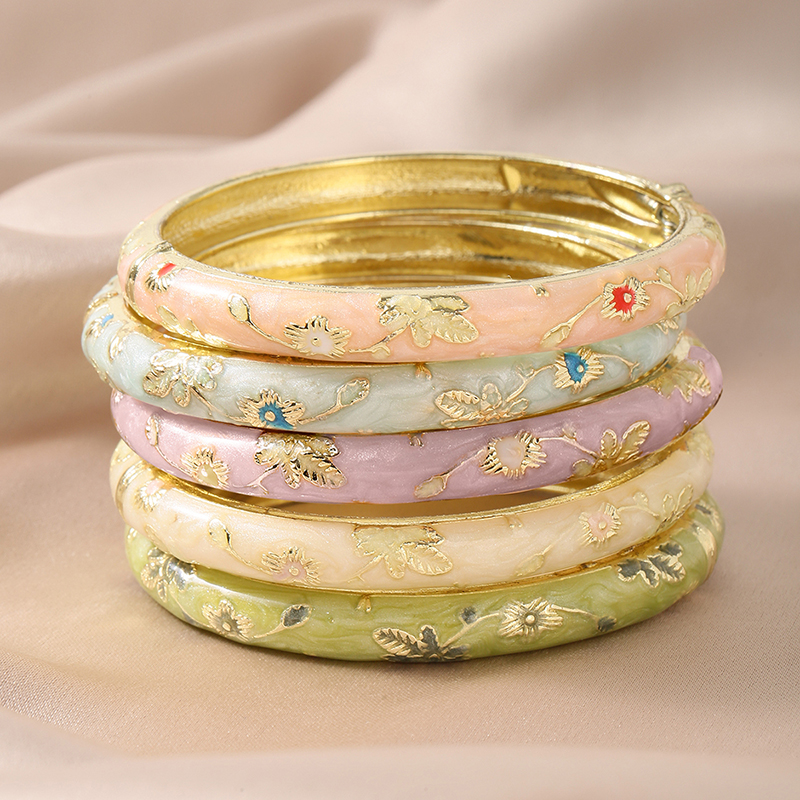 FTCY 5PCS Fine Small Flower Cl - Coordinates Bracelet recensione e prezzo