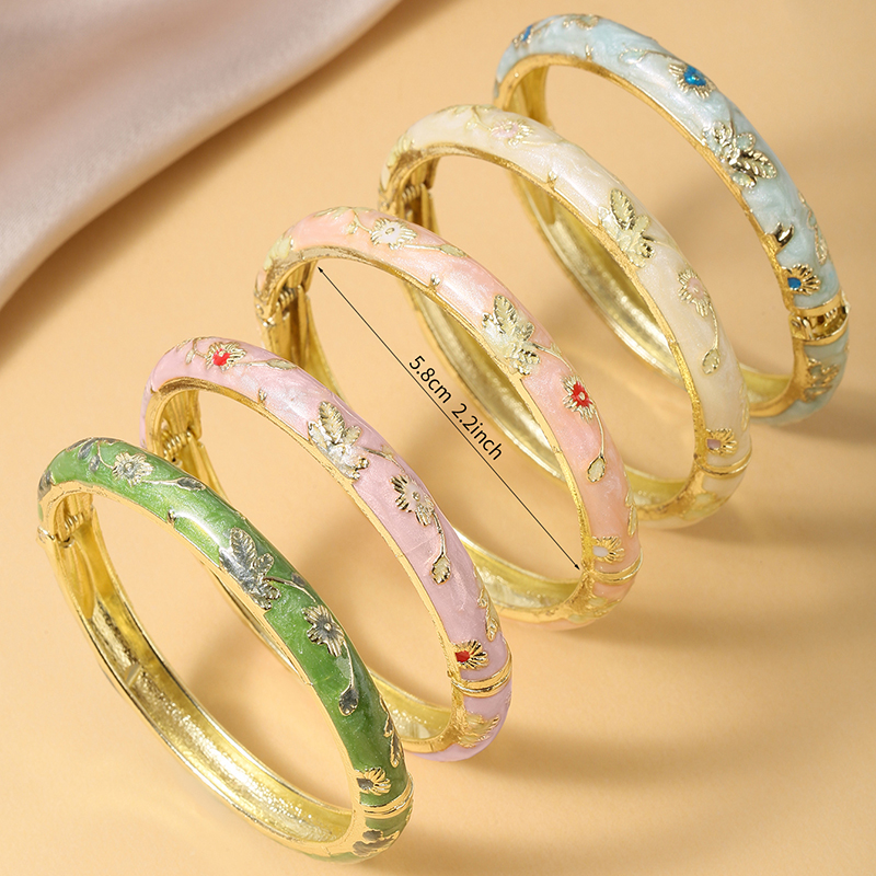 FTCY 5PCS Fine Small Flower Cl - Coordinates Bracelet recensione e prezzo