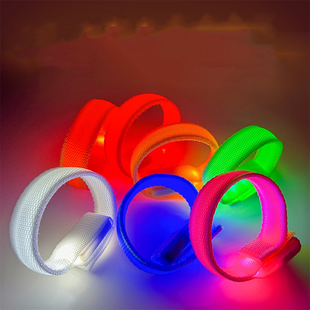 LED Reflective Bracelet Nylon  - Coordinates Bracelet recensione e prezzo