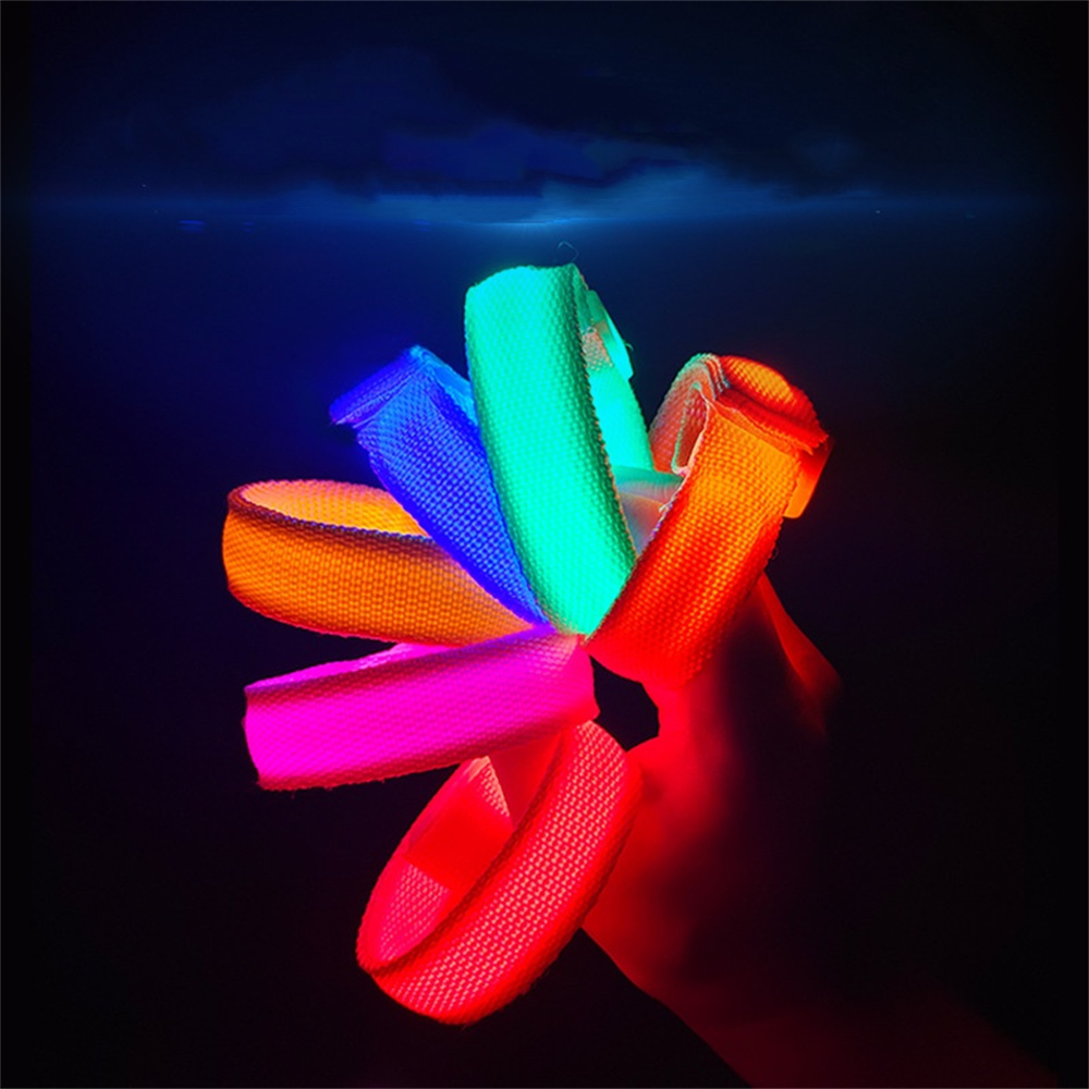 LED Reflective Bracelet Nylon  - Coordinates Bracelet recensione e prezzo