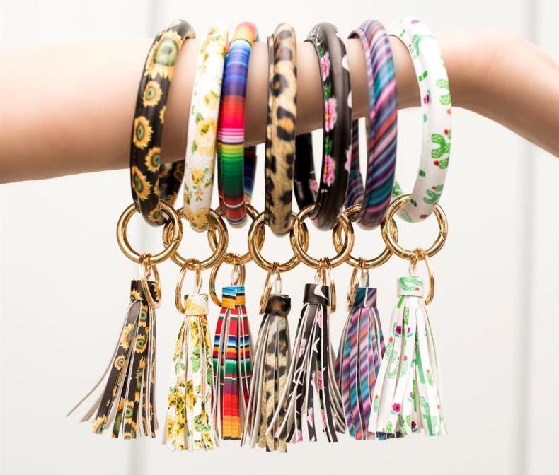 Sunflower Cactus Monogrammed K - Monogram Keychain Leather recensione e prezzo