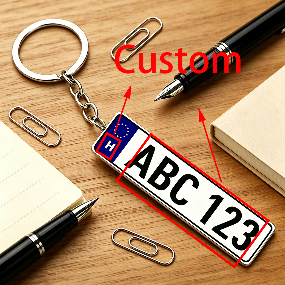 Personalized Acrylic License P - Initial Ring Custom recensione e prezzo