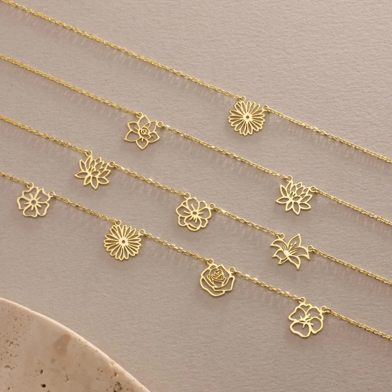 Customized Birth Flowers Neckl - Birth Flower Necklace recensione e prezzo