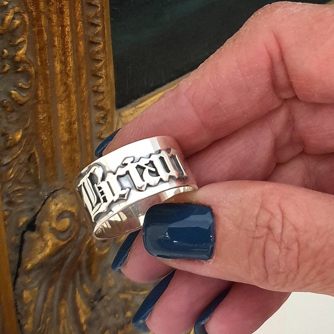 12MM Men' Gothic Rings Persona - Initial Ring Custom recensione e prezzo
