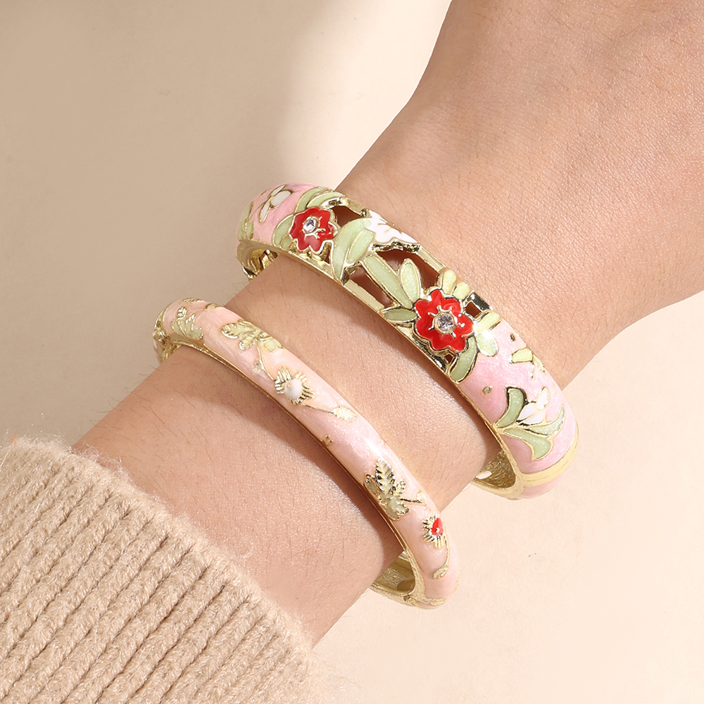 Jardme 1PCS Wide Hollow Enamel - Coordinates Bracelet recensione e prezzo