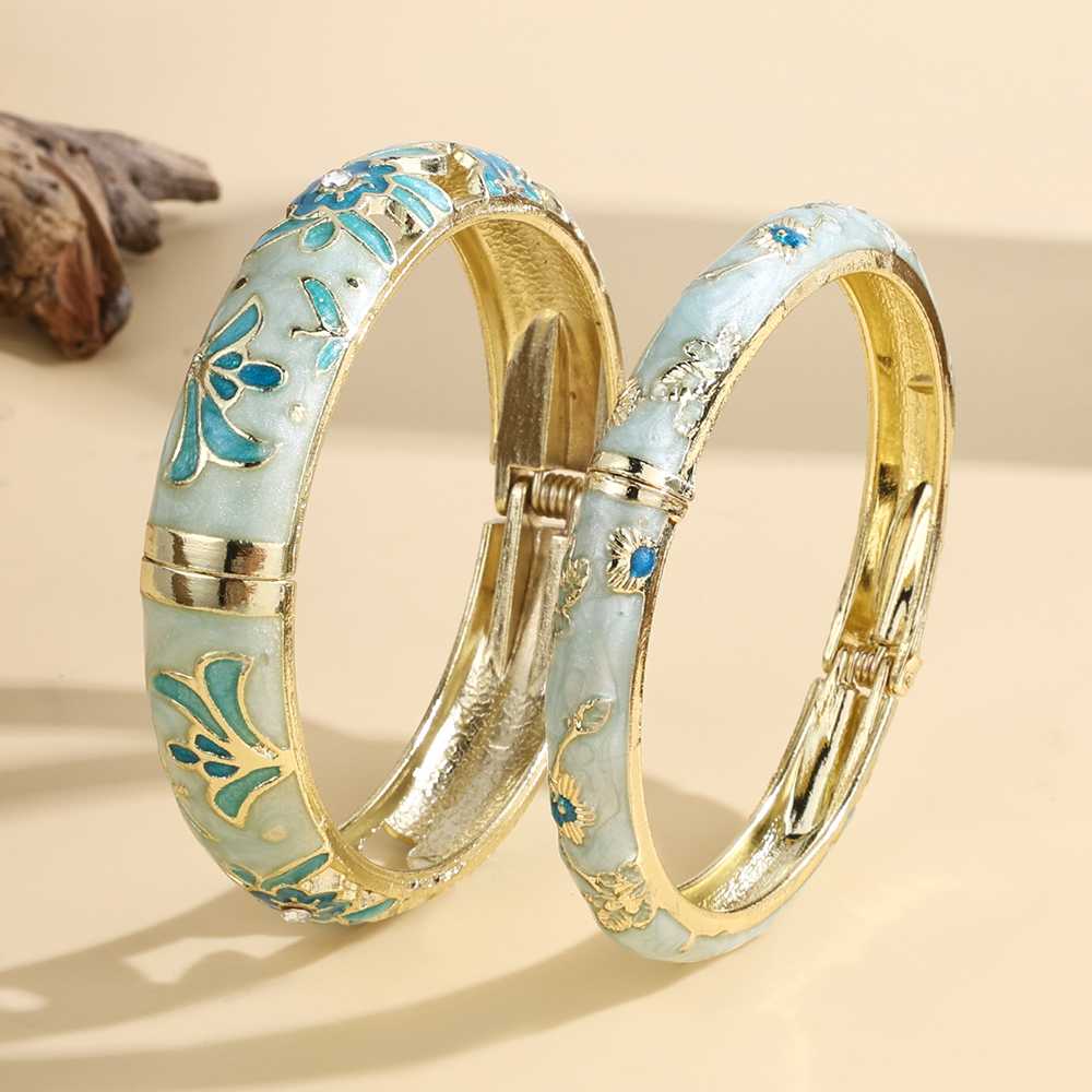 Jardme 1PCS Wide Hollow Enamel - Coordinates Bracelet recensione e prezzo